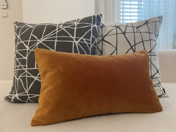pillows hu messy grey diszparna kollekcio 1